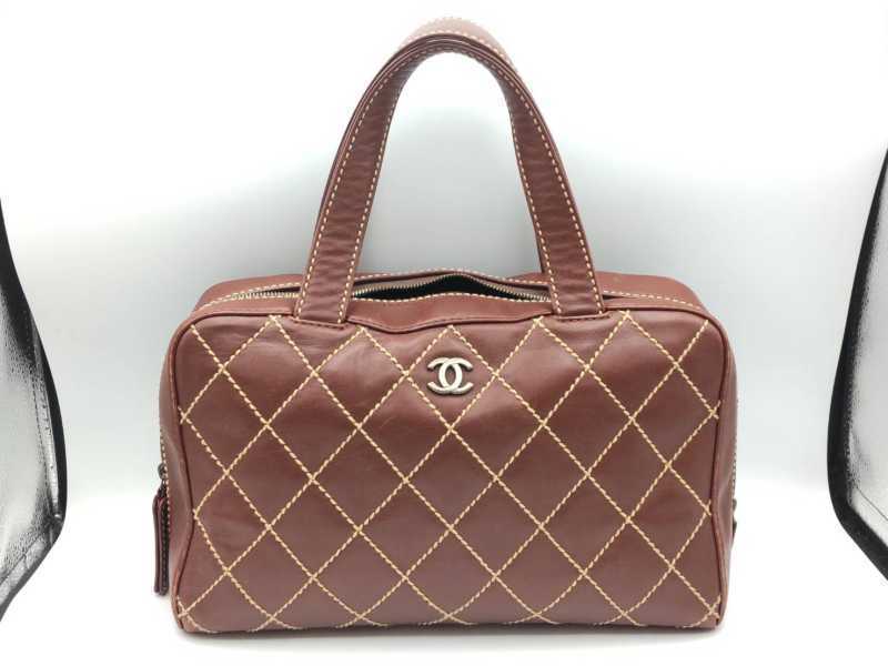 シャネル ハンドバッグ